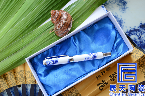 陶瓷叼嘿免费视频笔